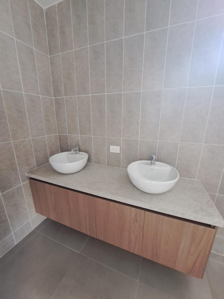 Casa en Venta, Urbanización La Costa, Barg, Guayas — imagen 8