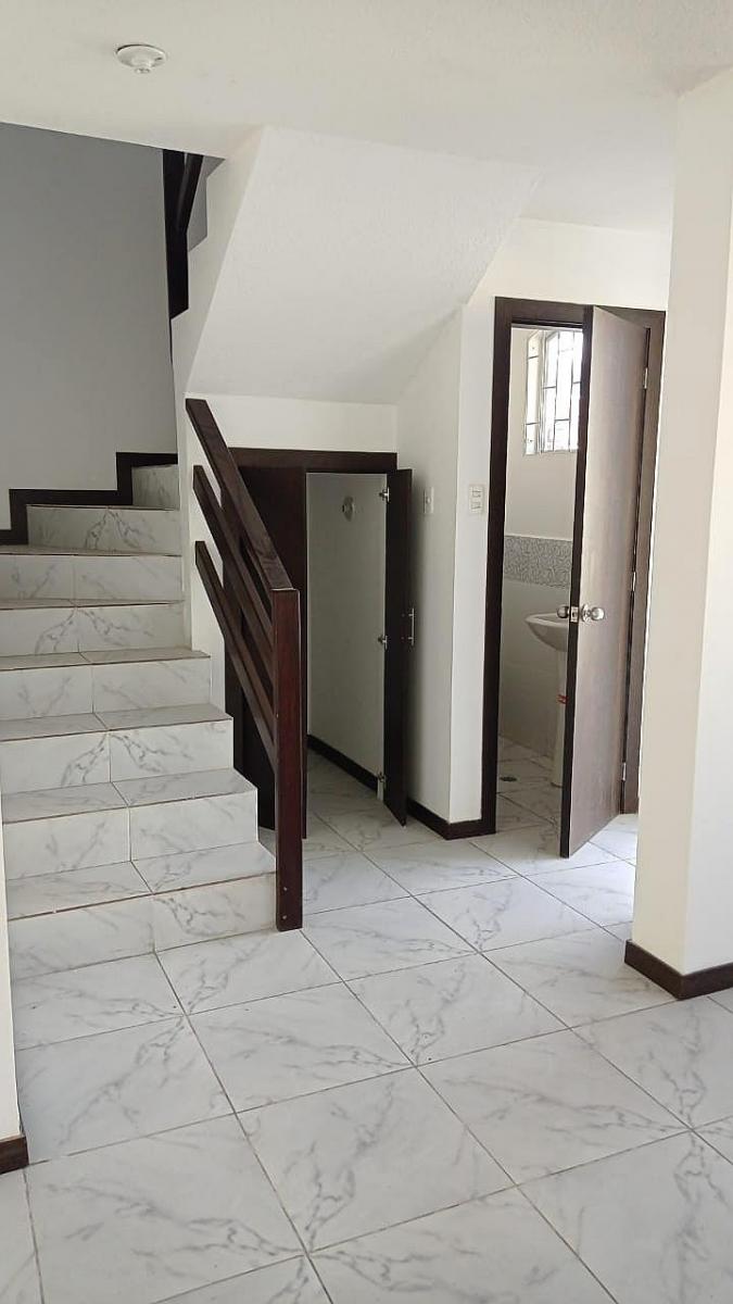 Venta Casa por Estrenar en Conjunto Privado Sector San Patricio Calderón — imagen 6
