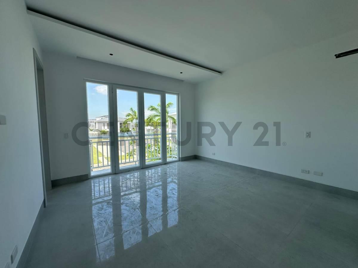 Casa de Estreno con Acabados de Lujo en Urbanización Aires Norte, Guayas — imagen 9