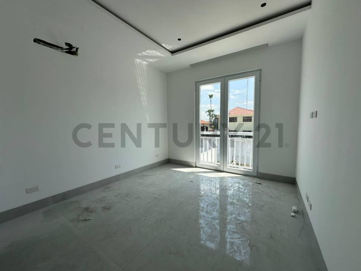 Casa de Estreno con Acabados de Lujo en Urbanización Aires Norte, Guayas — imagen 5