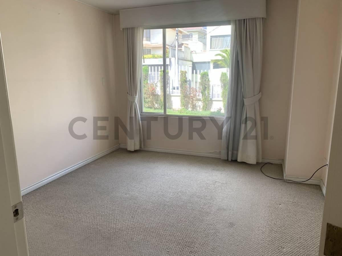 Departamento Etapa 1 El Condado en Pb 2 Dorm y 2 Garages — imagen 4