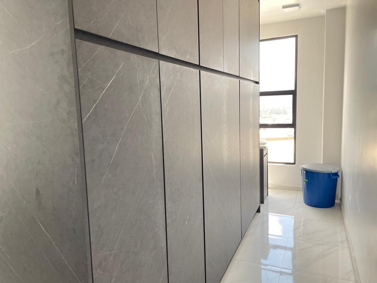 Casa Independiente de Venta en El Sector de Carcelen de 648 m Norte de Quito. Provincia de Pichincha — imagen 7
