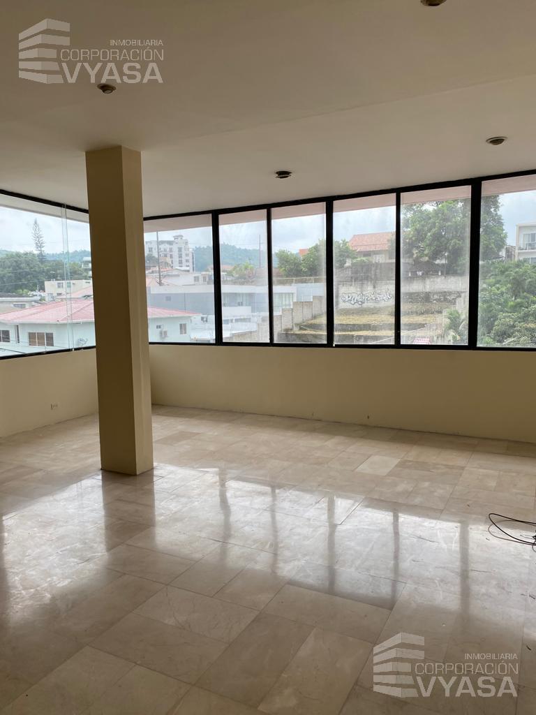 Guayaquil - Los Ceibos, Casa en Venta 954 m², Guayas — imagen 10