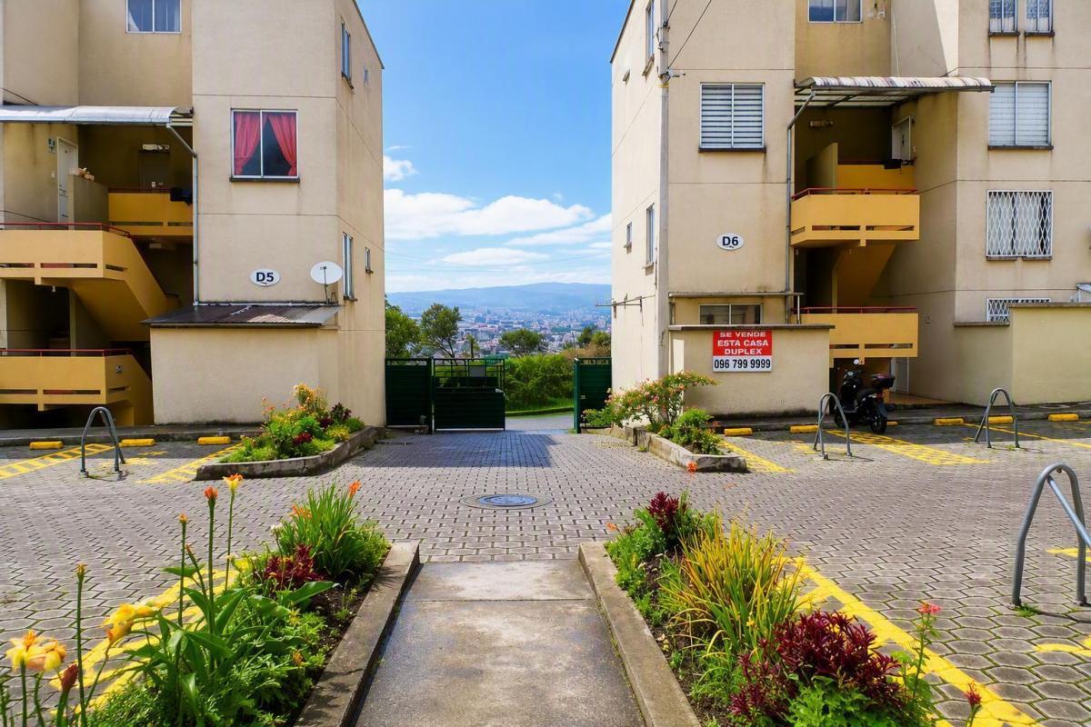 Departamento Dúplex con Terraza en Ciudad Jardín — imagen 10