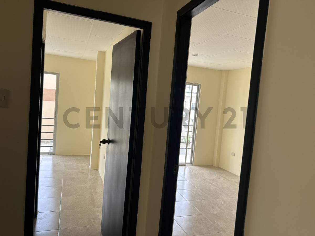 Venta Casa en Urb. La Gran Vittoria, Via Salitre, Aurora. Ma, Guayas — imagen 4