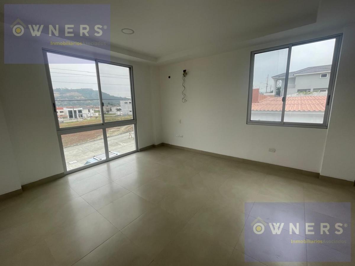Venta Casa por Estrenar en Urb El Condado Vicolinci (Lm), Guayas — imagen 3