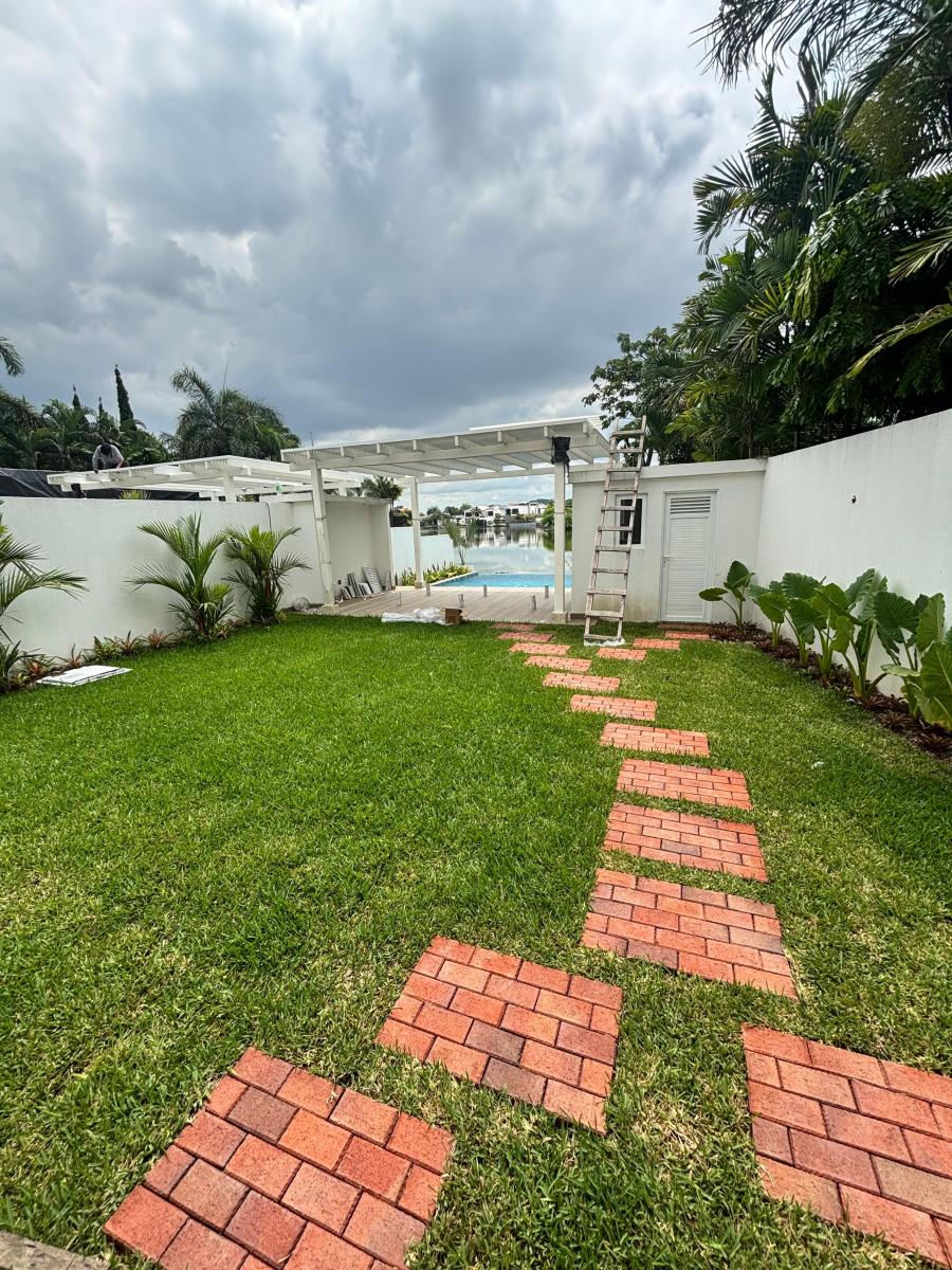 Exclusiva Casa de Lujo en Samborondón con Vista a La Laguna, Guayas — imagen 8