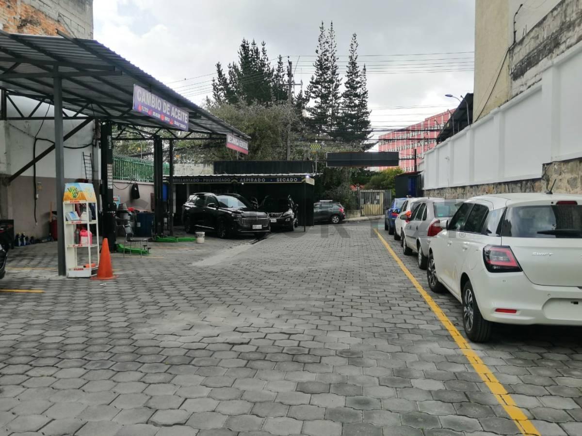 En Venta Terreno Para Edifico de 8 Pisos Av Cordero y Seis de Diciembre — imagen 7