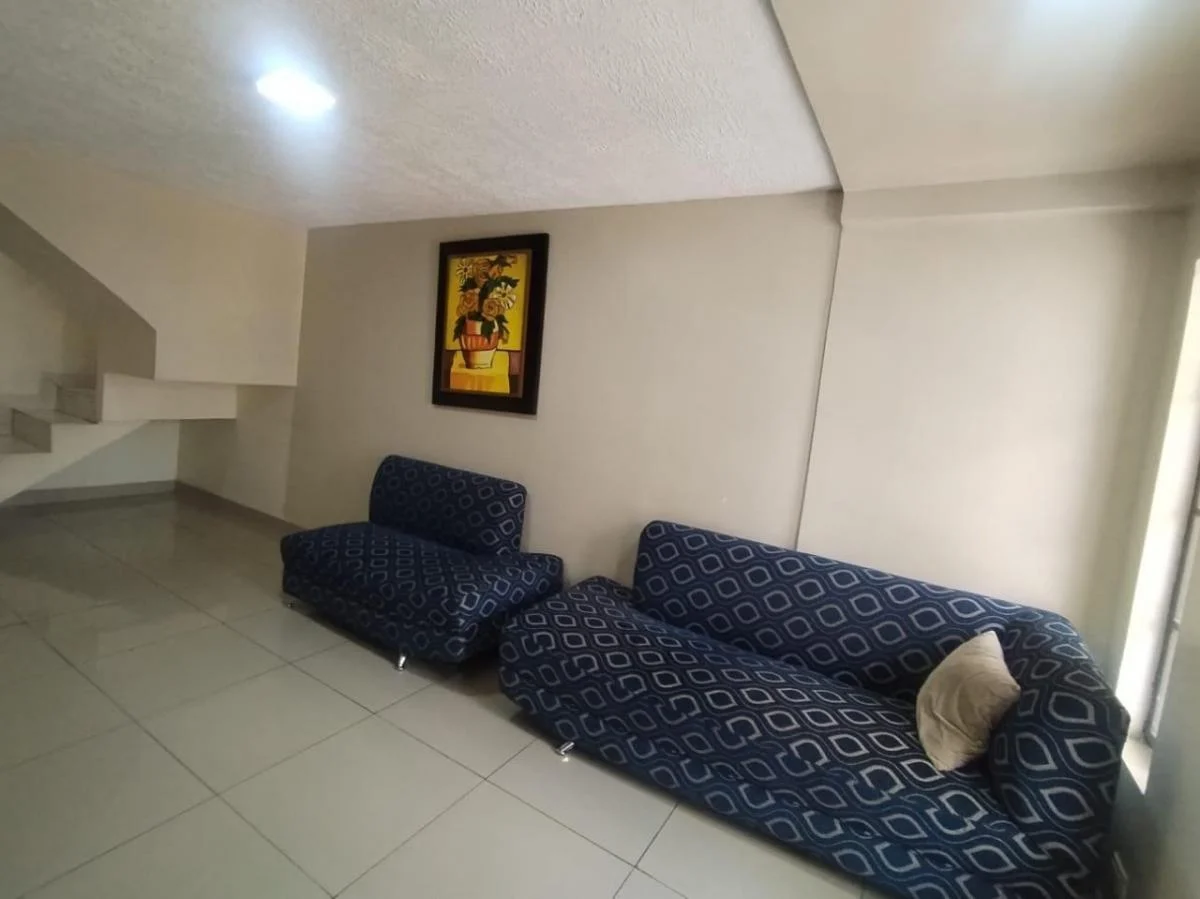 Venta Casa Remodelada, Urbanización Rey Arturo, Villa El Rey, Guayas — imagen 9