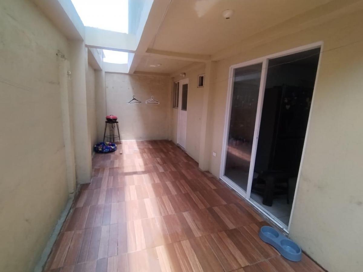 Venta Casa Remodelada, Urbanización Rey Arturo, Villa El Rey, Guayas — imagen 3