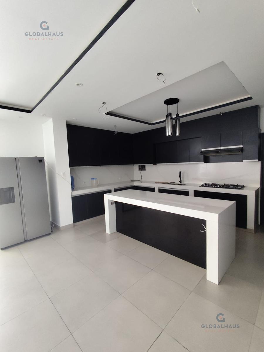 Venta de Casa en Salinas, Cdla. Italiana, 4 Habitaciones, Piscina. m. N. Provincia de Santa Elena — imagen 8