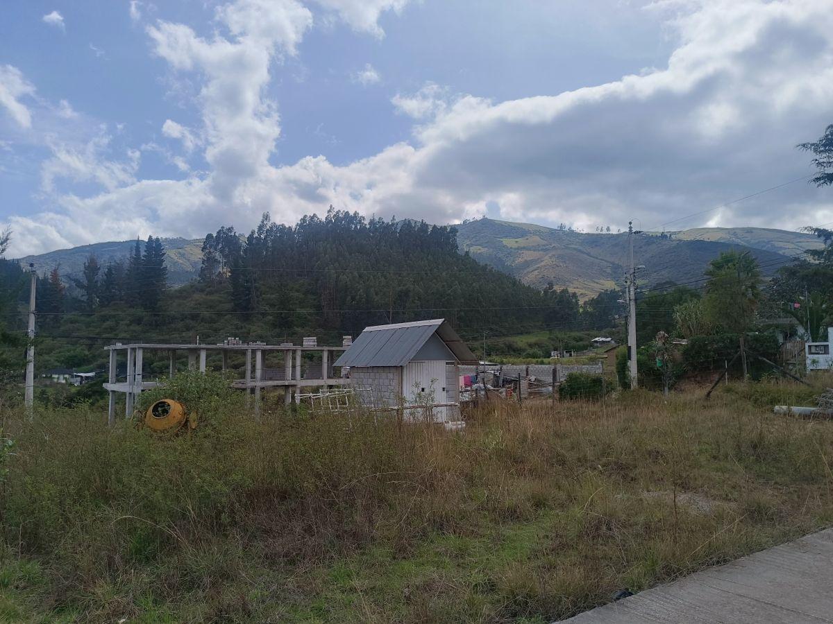 Vendo Terreno de 1000 m en La Isla Yaruqui — imagen 4