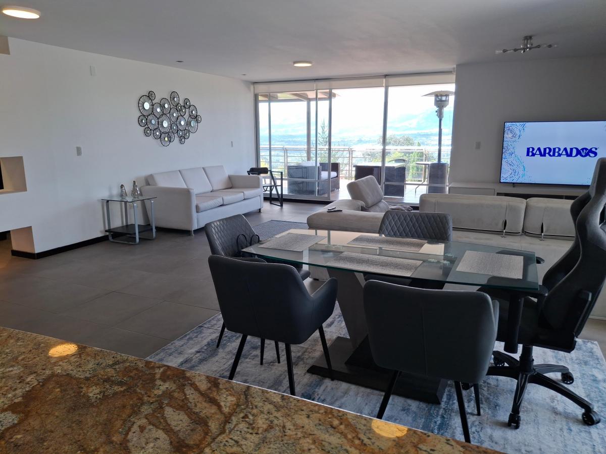 Departamento San Juan de Cumbaya, 3 Habitaciones, Terraza Hermosa Vista — imagen 10