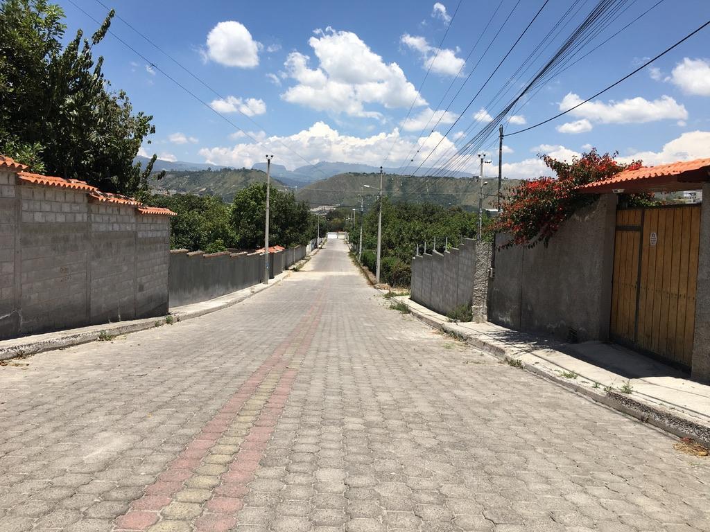 Jal. Venta Casa Guayllabamba, 4 Dorm. y Terreno de 2700 m² — imagen 10