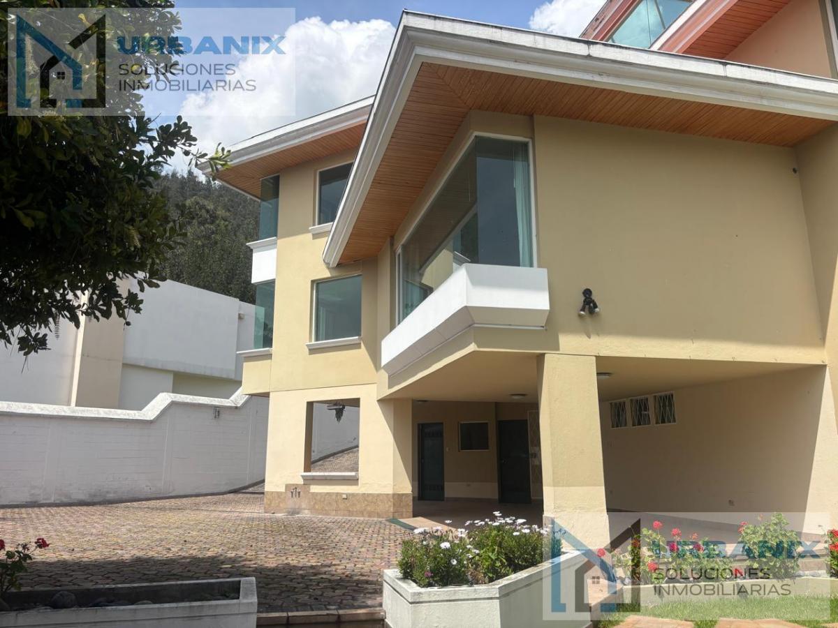 Casa en Cumbayá — imagen 9