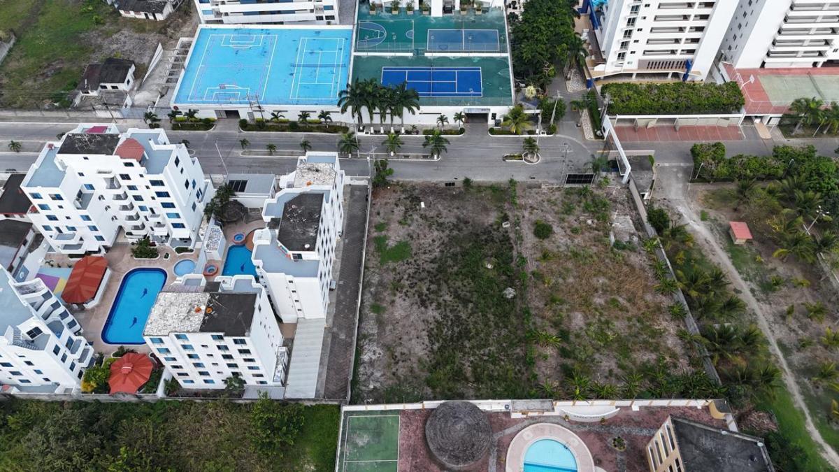 Vendo Terreno - Tonsupa Frente Grand Diamond Beach — imagen 8
