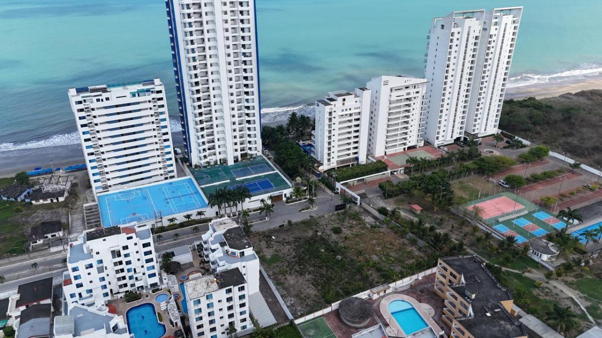 Vendo Terreno - Tonsupa Frente Grand Diamond Beach — imagen 7