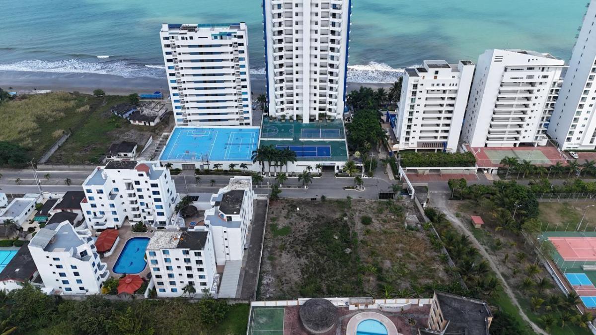 Vendo Terreno - Tonsupa Frente Grand Diamond Beach — imagen 6