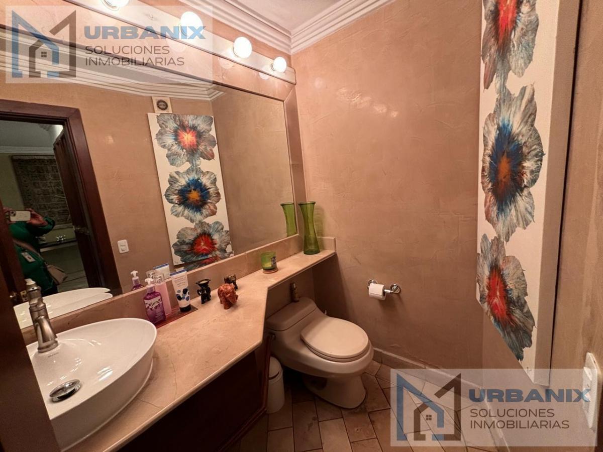 Venta Amplia Casa 3 Dorm - Estudio - Pérgola - Bbq - Basement. Urb. El Condado — imagen 5