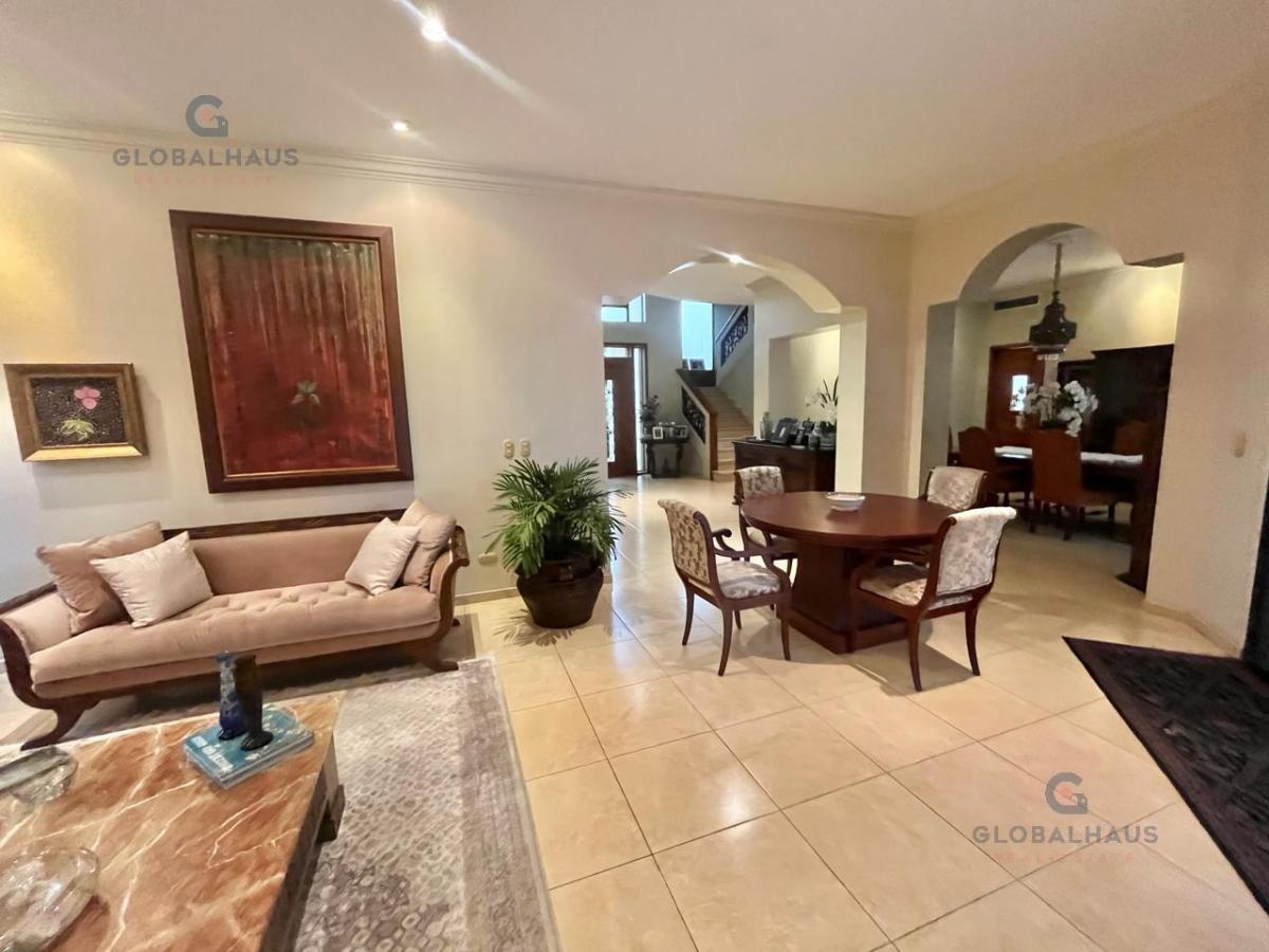Venta de Casa Samborondon Laguna Dorada, 5 Dorm., Piscina, Casa Al Lago m. H. Guayas — imagen 6