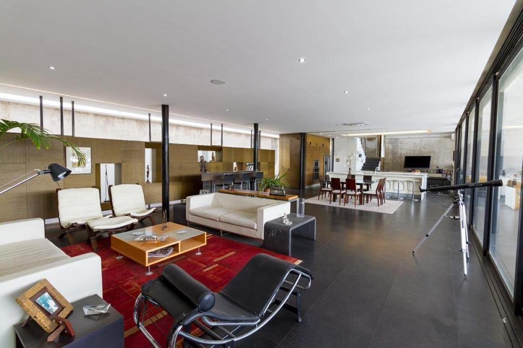 Casa en Cumbayá Casa de Venta en Urbanización Privada Sector Colegio Menor — imagen 6