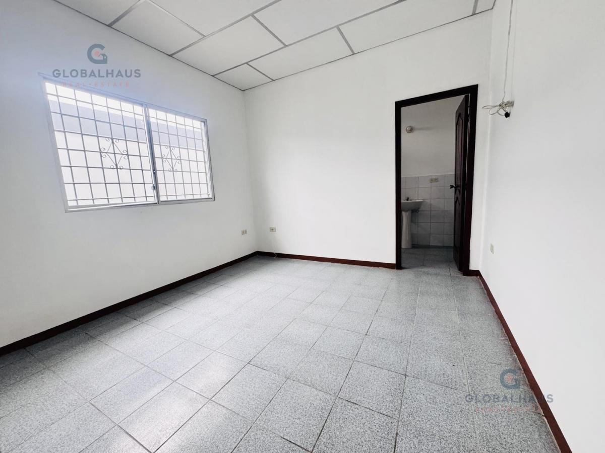Venta de Casa en Salinas, Cdla. Italiana, 4 Habitaciones. E. D — imagen 6