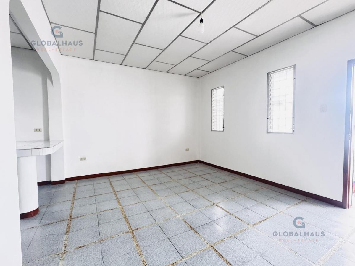 Venta de Casa en Salinas, Cdla. Italiana, 4 Habitaciones. E. D — imagen 4