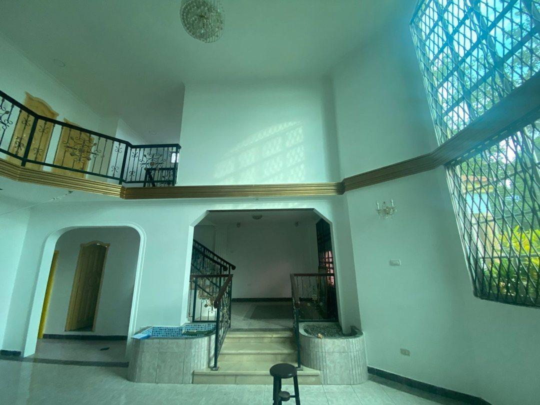 Casa con Terreno Amplio Zona Norte de Manta Jp, Manabí — imagen 10