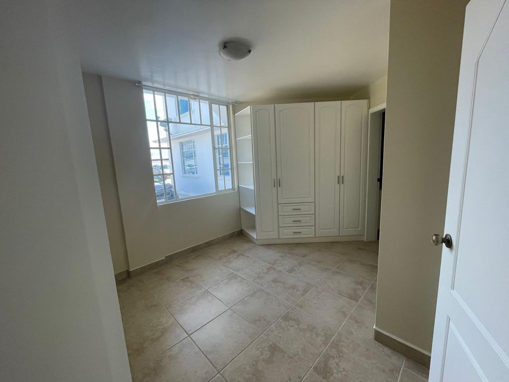 Vendo Hermoso Departamento en Tumbaco Cerca de La Ruta Viva — imagen 5