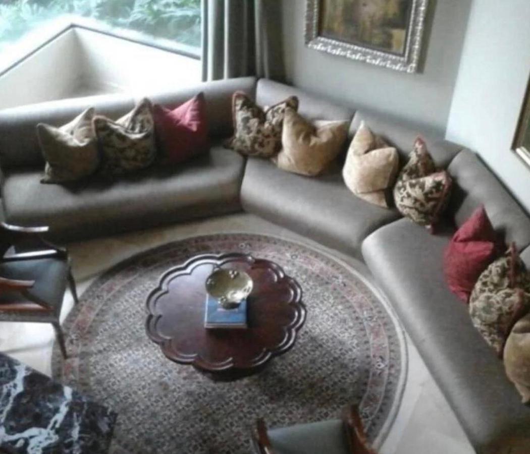 Samborondon Km 1.5 Amplia Casa en Venta, Guayas — imagen 7
