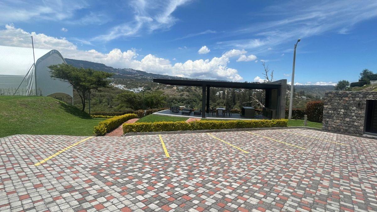 Vendo Lindo Terreno 1185 m Cumbaya Urb. Cerrada Laquinta $440.000 — imagen 3