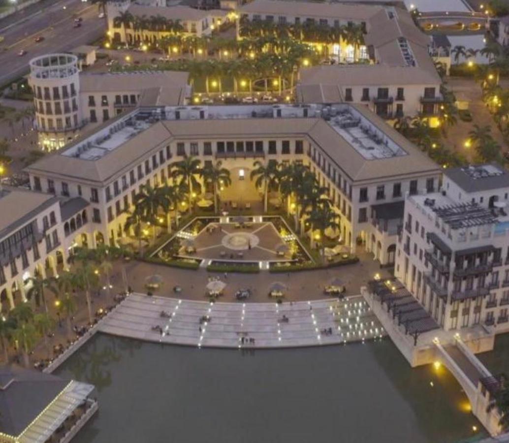 Samborondon Plaza Lagos Hermoso Proyecto de Casa Vista Al Lago, Guayas — imagen 7