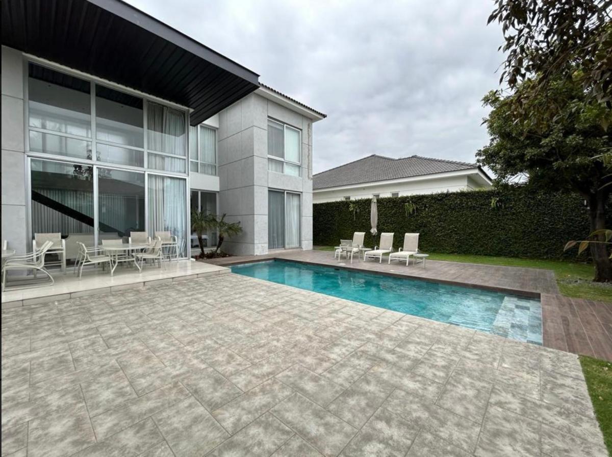 Samborondon Ribera del Batan Hermosa Casa en Venta, Guayas — imagen 3