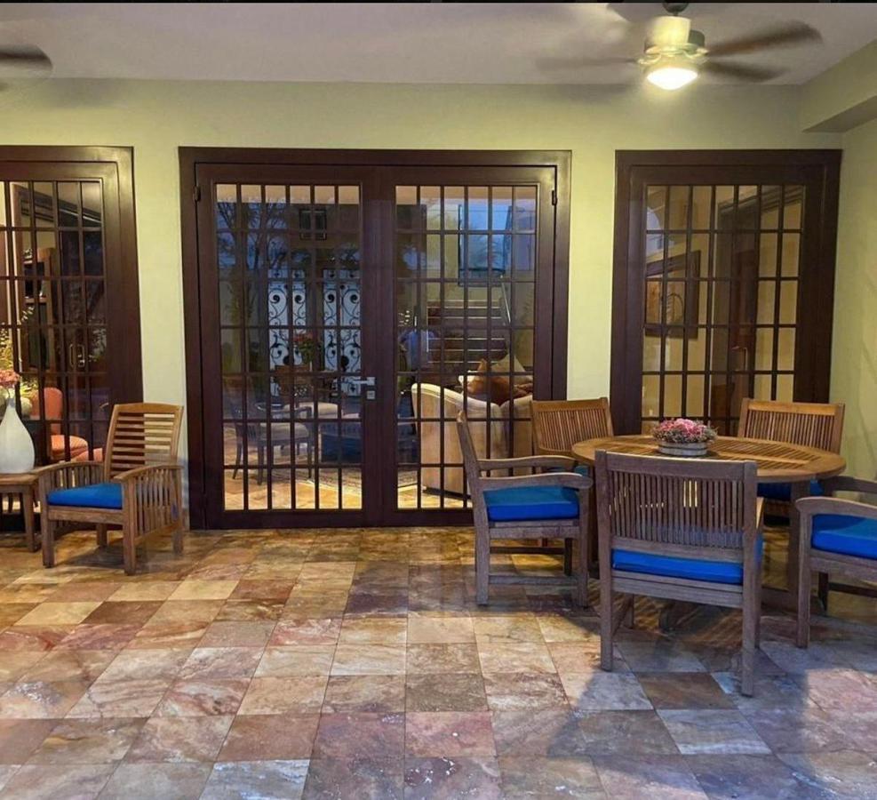 Samborondon Km 6 Urbanización Exclusiva Amplia Casa en Venta, Guayas — imagen 7