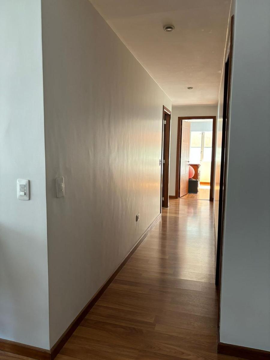 Departamento en Venta en La Calle Noruega a Dos Cuadras de La Av República de El Salvador — imagen 7