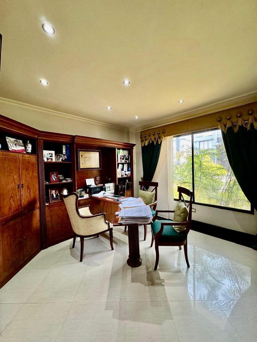 Samborondón Km 7 Casa en Venta Entre Lagos, Guayas — imagen 9