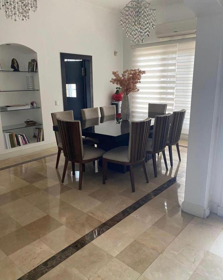 Samborondon Palmar del Rio Hermosa Casa en Venta, Guayas — imagen 8