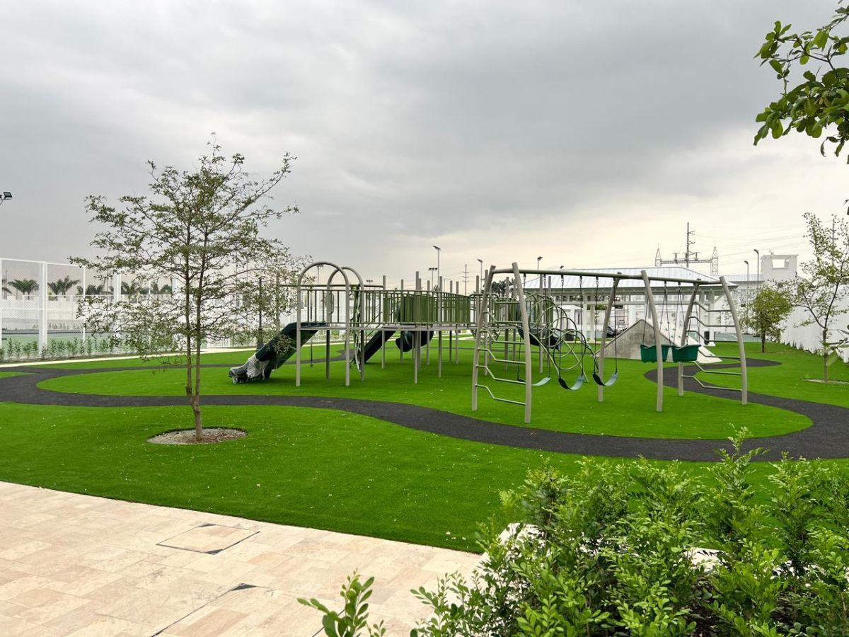 Terreno en Venta en La Urbanizacion Aires de Norte - Samborondon, Guayas — imagen 8