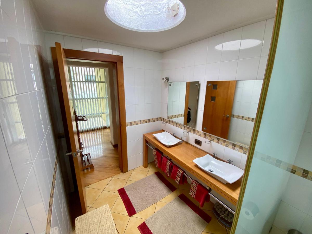 Venta Casa, Dos Niveles, Urbanizacion El Condado — imagen 3
