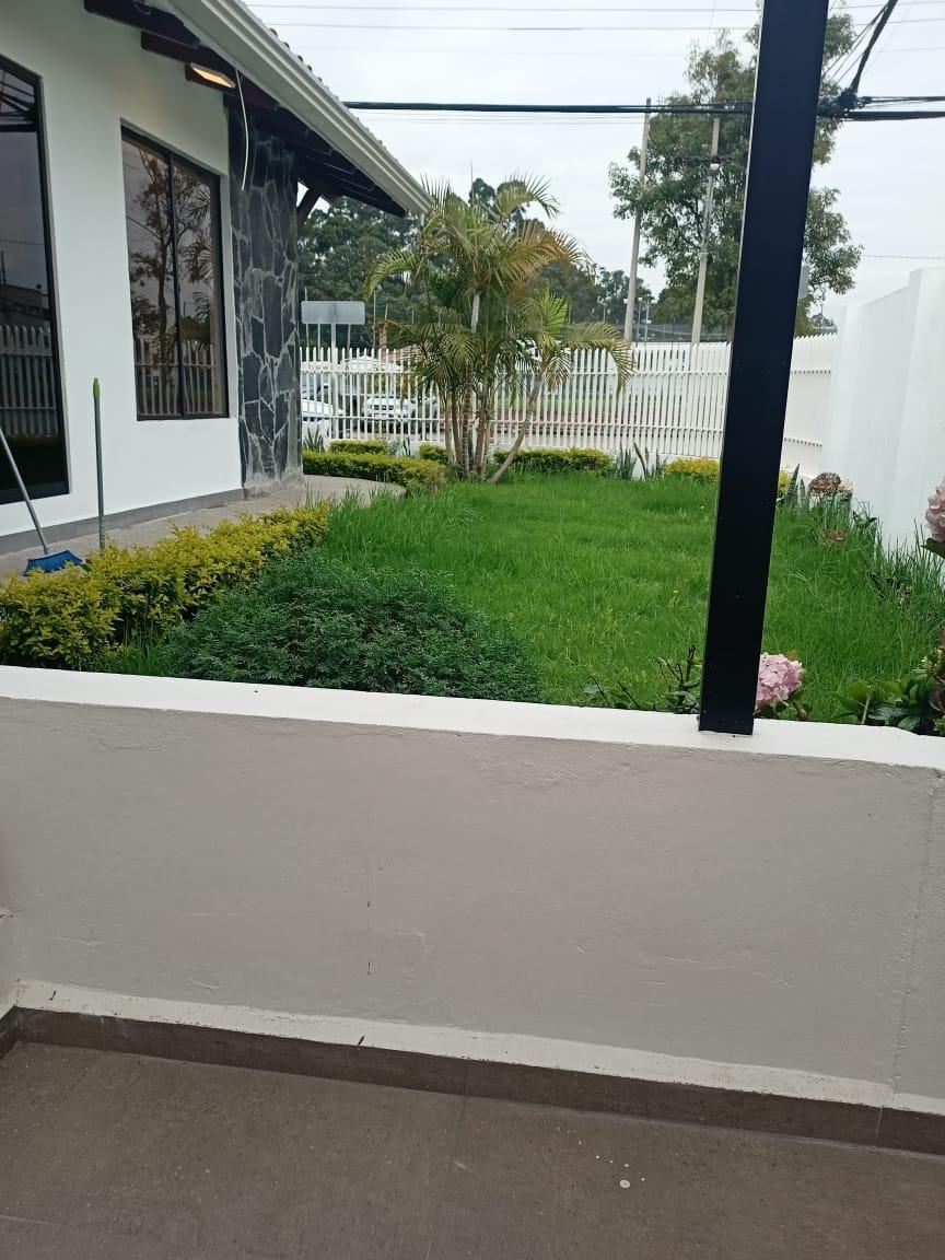 Casa Premium en Zona Privilegiada Cica 1, Azuay — imagen 9