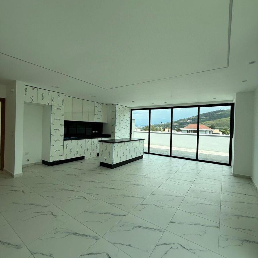 Departamento en Venta por Estrenar de 3 Habitaciones, Sector Lumbisi, Cumbaya — imagen 7