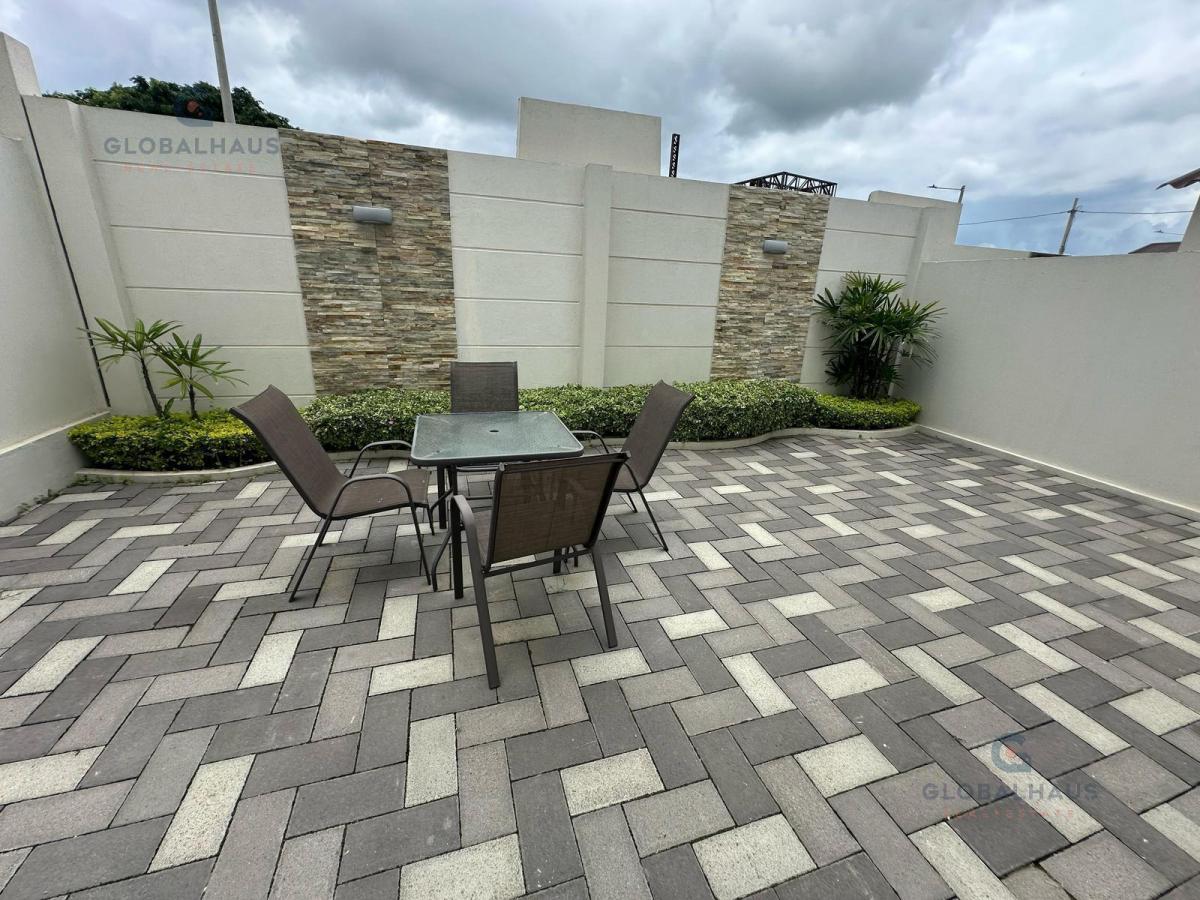 Venta de Casa en Via a La Costa, Km. 19, Urb Faro Novo, 3 Habitaciones. Of, Guayas — imagen 8