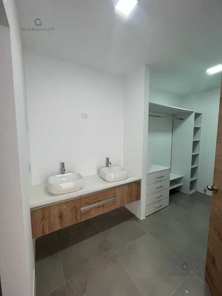 Venta de Casa en Samborondón, 3 Habitaciones. G. m. Guayas — imagen 7