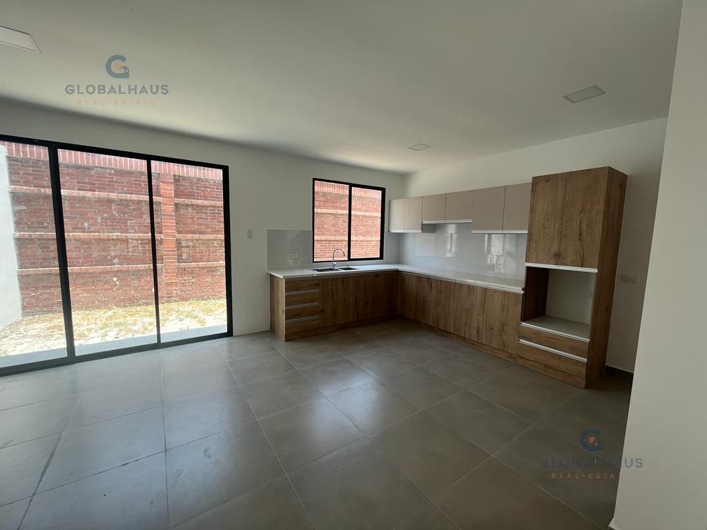 Venta de Casa en Samborondón, 3 Habitaciones. G. m. Guayas — imagen 3