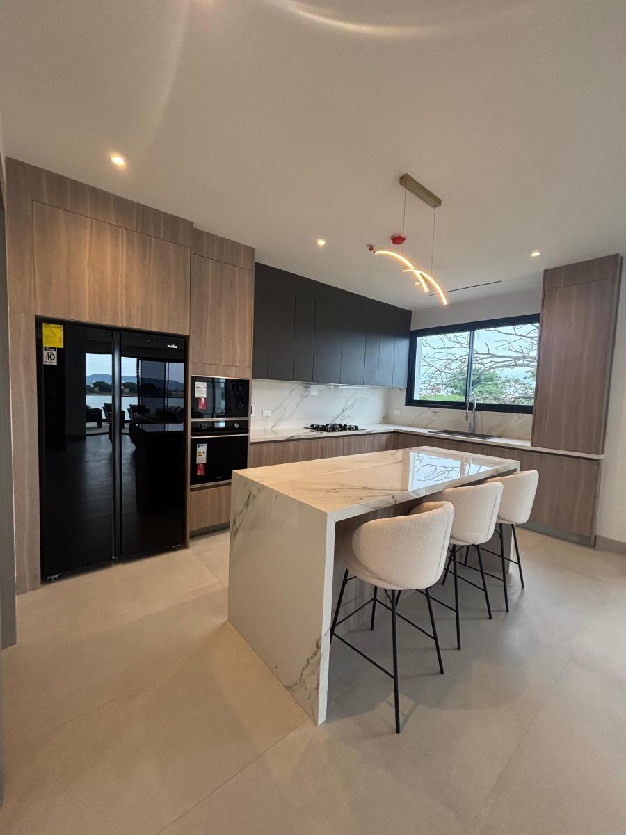 En Venta Espectacular Dpto. Vista Al Rio - Estreno "Manglero Two" Km 2.5 - 175 m², Guayas — imagen 7