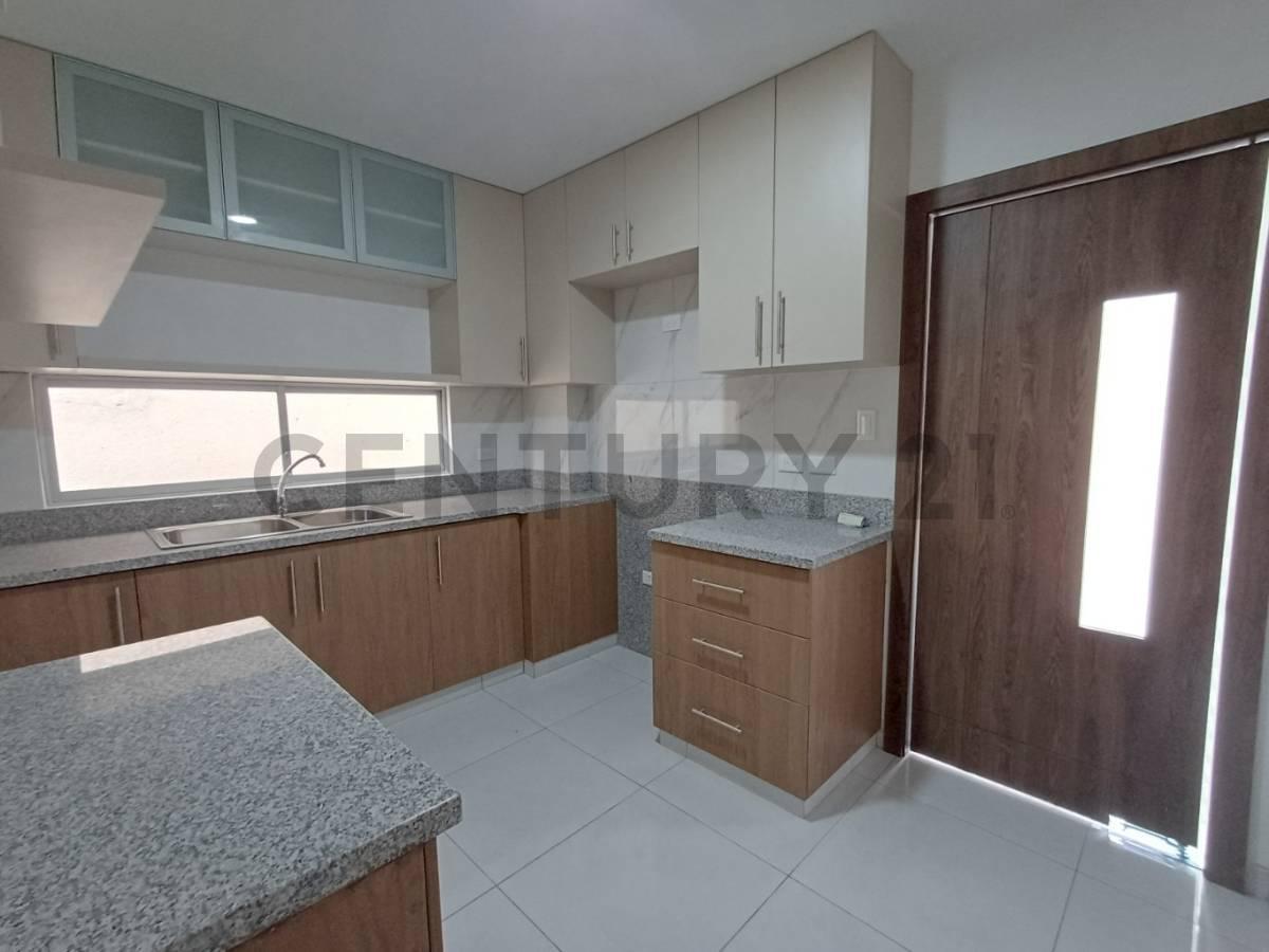 Moderna Casa de Estreno en Romareda–et. Riada (Solo 28 Propiedades). Dian, Guayas — imagen 9