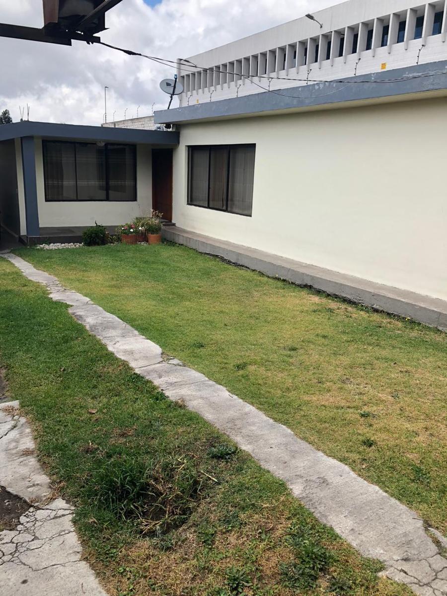 Vento Terreno Industrial con Casa en El Sector de Carcelén Industrial — imagen 9