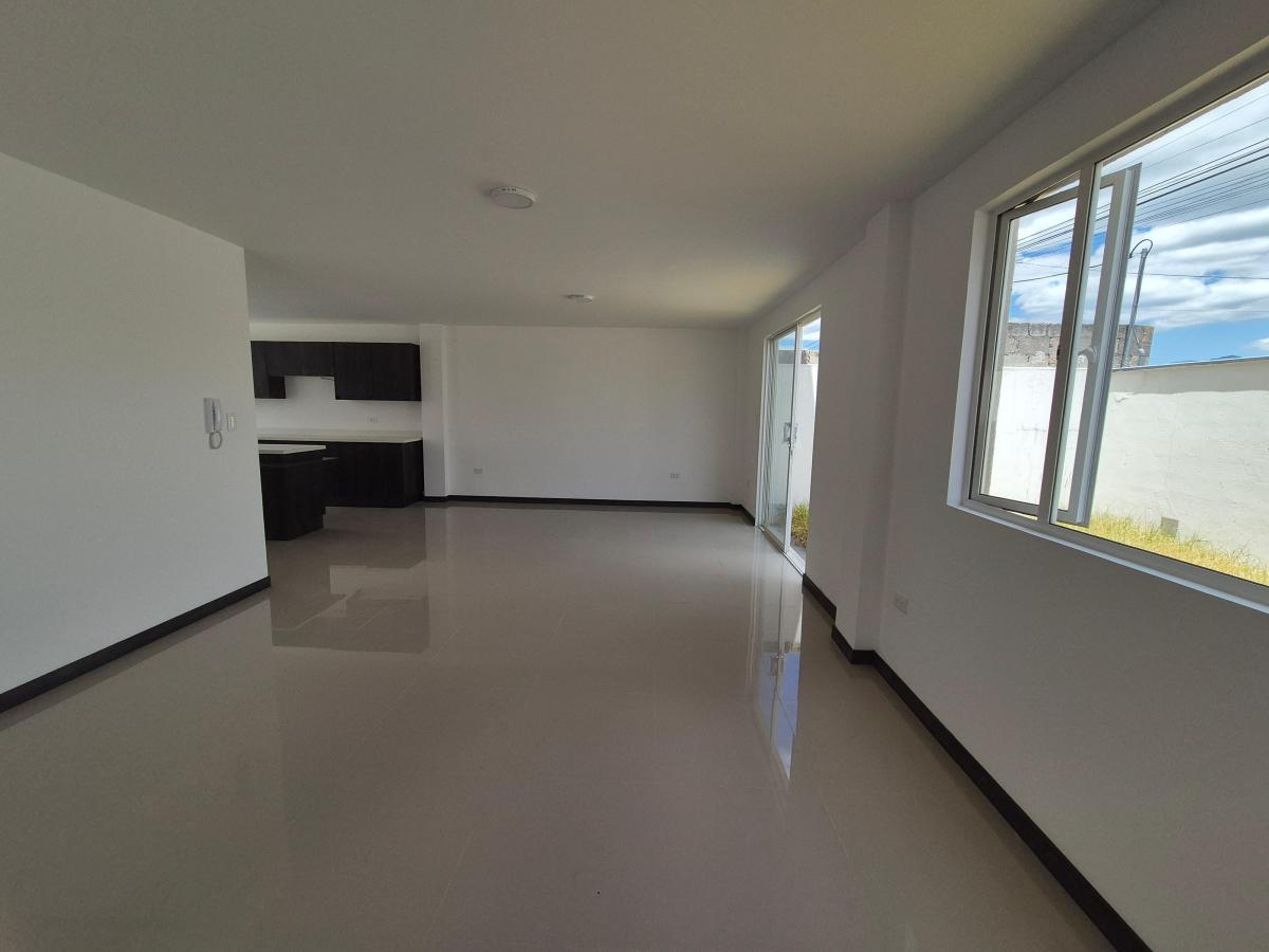 Hermosa Casa por Estrenar Urb. Privada San Francisco - Valle de Los Chillos — imagen 8