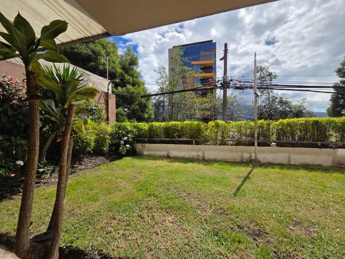 Departamento con Jardín y Patio en Venta Sector Batan Alto — imagen 4