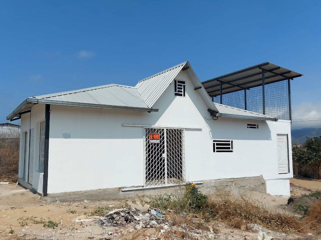 Casa de Venta Montecristi Sector Los Artesanos E/v, Manabí — imagen 3